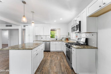 1334 W Sells Dr, Phoenix, AZ 85013 - photo 7