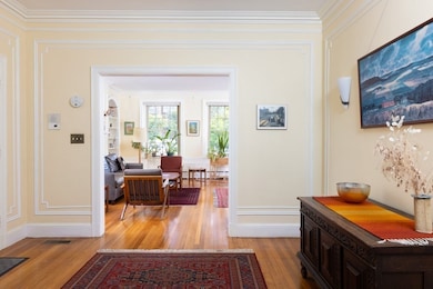 1264 Beacon St unit 2, Brookline, MA 02446 - photo 3