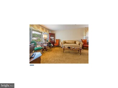 17 Chesterfield Ct, Southampton, NJ 08088 - photo 4