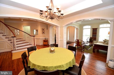 2158 Royal Lodge Dr, Falls Church, VA 22043 - photo 7