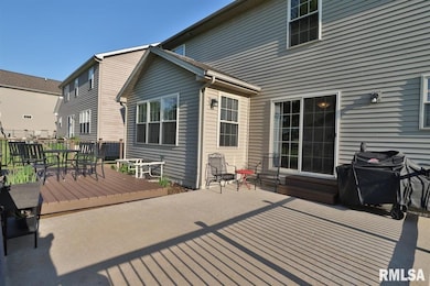 4609 N Weaverridge Blvd, Peoria, IL 61615 - photo 5