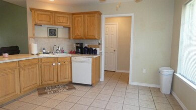 825 Huddleston Dr, Cache, OK 73527 - photo 5