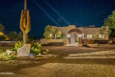 1_Main_Night_Front (3)