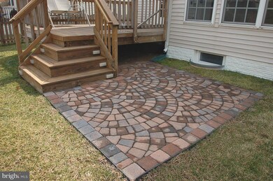 25582 Dabner Dr, Chantilly, VA 20152 - photo 2