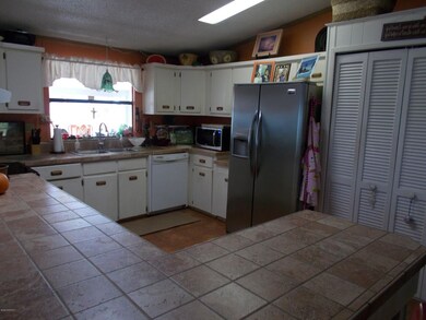 WELL APPOINTED KITCHEN