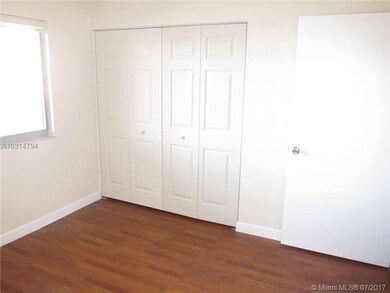 unlisted-address, Miami, FL 33128 - photo 7