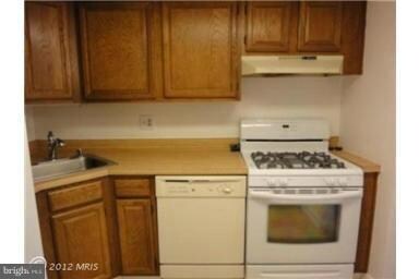 1536 Northgate Square unit 36/12A, Reston, VA 20190 - photo 6