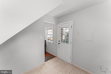 121 Cabbel Dr, Manassas Park, VA 20111 - photo 7