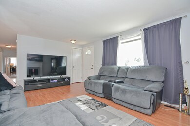 16 Academy Dr, Nashua, NH 03064 - photo 4