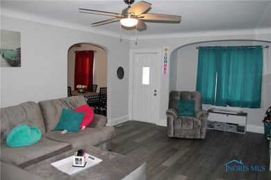 2150 Charlestown Ave, Toledo, OH 43613 - photo 4