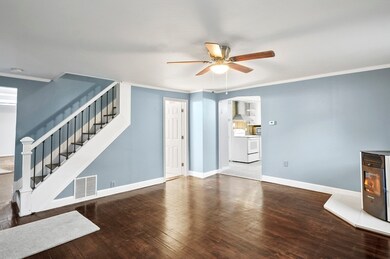 21 Holmes St, Spencer, MA 01562 - photo 6