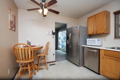 Eat In Kitchen