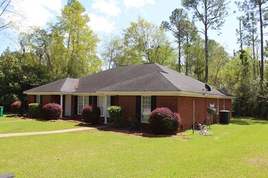 3914 Rodnor Forest Ln, Albany, GA 31721 - photo 2