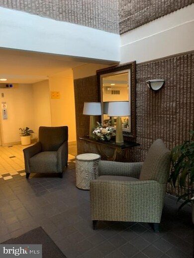 2903 Fallstaff Rd unit 601, Baltimore, MD 21209 - photo 2