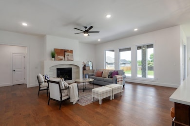 1756 Marlowe Ave-8