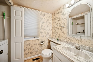 3899 Mission Hills Rd unit 4, Northbrook, IL 60062 - photo 6