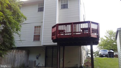 6809 Central Hills Ct, Hyattsville, MD 20785 - photo 3