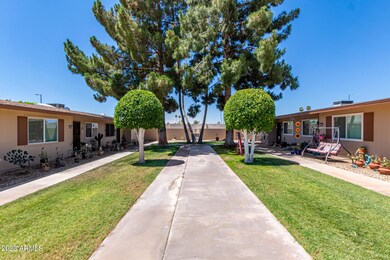 10865 W Santa fe Dr, Sun City, AZ 85351 - photo 3