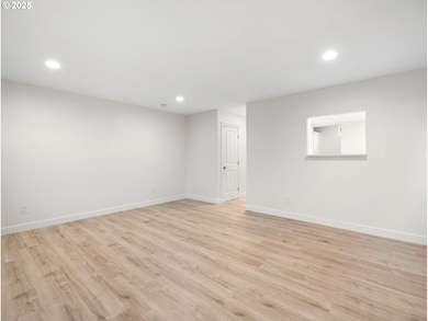 7684 SE 98th Ave, Portland, OR 97266 - photo 5