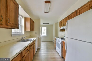 1 W Mill Rd unit LOWER, Flourtown, PA 19031 - photo 6