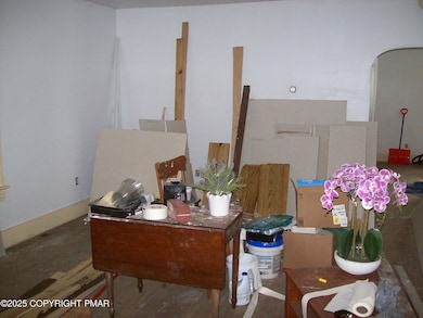 315 E 3rd St, Bloomsburg, PA 17815 - photo 6