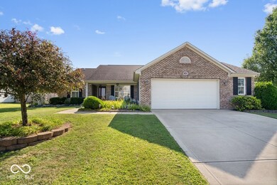 727 Crystal Farms Dr, Avon, IN 46123 - photo 5