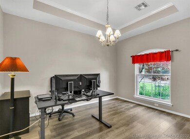 Formal dining or flex space