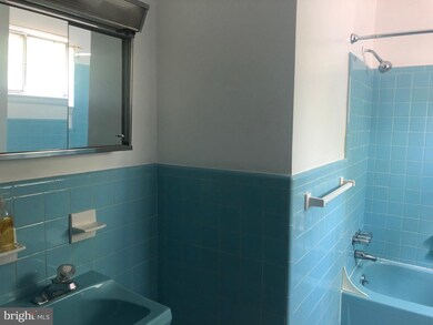 2408 Oakmere Rd, Wilmington, DE 19810 - photo 6