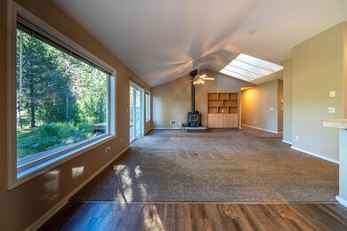 56462 Eclipse Dr, Bend, OR 97707 - photo 7