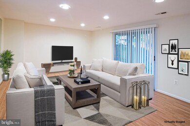 13909 Gunners Place, Centreville, VA 20121 - photo 5