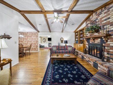 1009 N Faulkner Place, Claremore, OK 74017 - photo 7