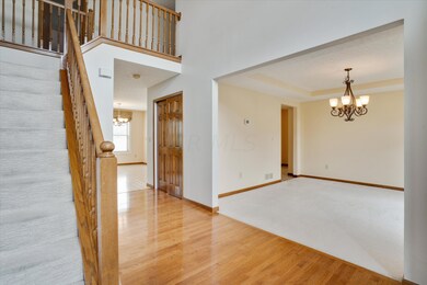 Foyer - 2