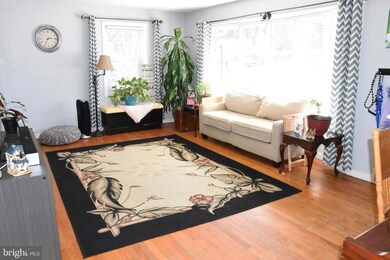 4005 Crestline Dr, Reading, PA 19606 - photo 4