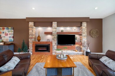 7028 Camelback Dr NE unit 25, Rockford, MI 49341 - photo 6