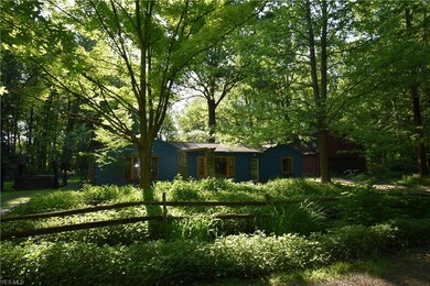 525 Mapleview Ave, Sheffield Lake, OH 44054 - photo 3