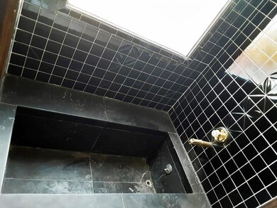 7516 Wilcox Dr, El Paso, TX 79915 - photo 6