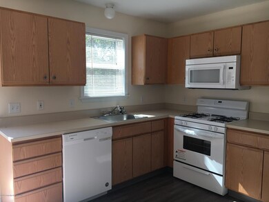 1123 Kerstetter Ct, Scranton, PA 18504 - photo 5