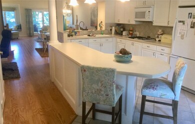 6 Weetamoe Farm Dr, Bristol, RI 02809 - photo 3