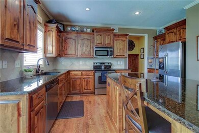 5938 Theden St, Shawnee, KS 66218 - photo 7