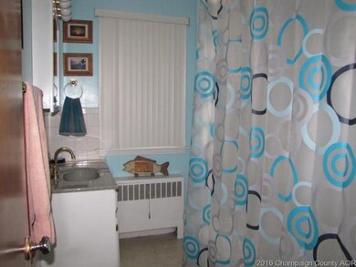 214 E Ensey St, Tuscola, IL 61953 - photo 7