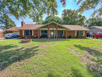 2100 Mockingbird Ln, McAlester, OK 74501 - photo 2