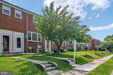 944 Circle Dr, Halethorpe, MD 21227 - photo 4