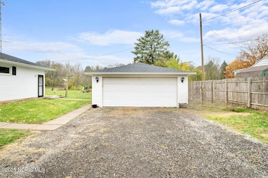 341 N River Rd, Waterville, OH 43566 - photo 4