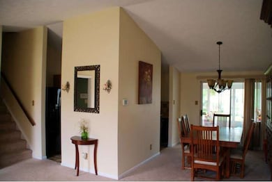 118 Independence Dr, Morrisville, PA 19067 - photo 5