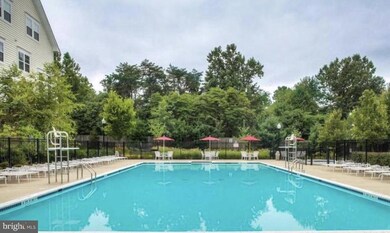 19425 Dover Cliffs Cir, Germantown, MD 20874 - photo 5