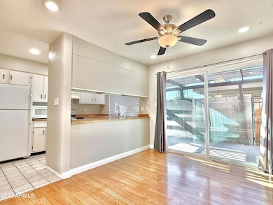 924 S Casitas Dr unit C, Tempe, AZ 85281 - photo 7