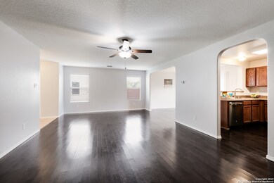 25230 Judson Bend, San Antonio, TX 78261 - photo 5