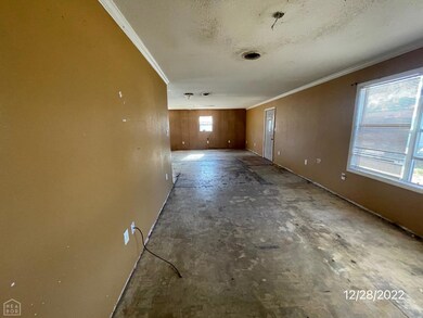 205 Maurita St, Jonesboro, AR 72401 - photo 2