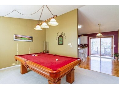 1020 S 12th Ave E, Newton, IA 50208 - photo 3