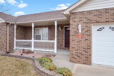 1004 Torrington Ln, Freeburg, IL 62243 - photo 2